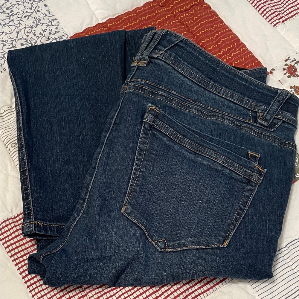 Democracy “Ab” Technology straight leg dk blue denim jeans w/comfort band waist